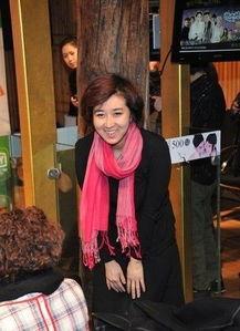 爆料高管女儿被打视频,视频曝光引发社会关注